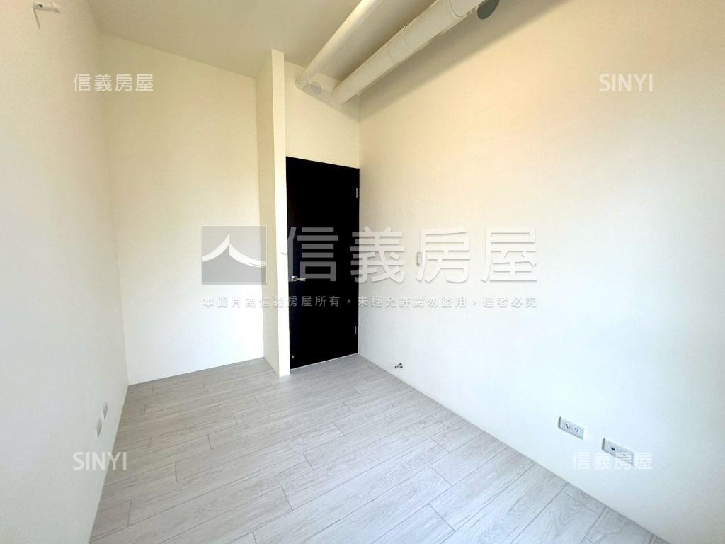 新潤花路溫馨兩房車位房屋室內格局與周邊環境