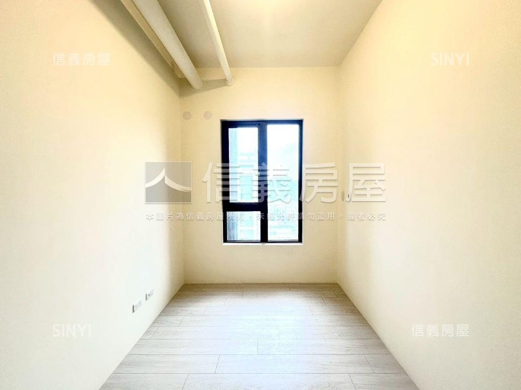 新潤花路溫馨兩房車位房屋室內格局與周邊環境