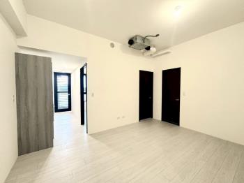 新潤花路溫馨兩房車位