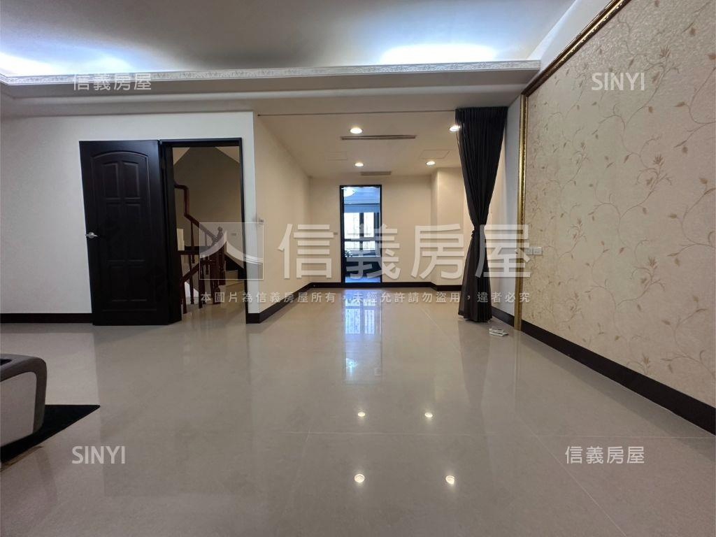 翡冷翠大器電梯透天房屋室內格局與周邊環境