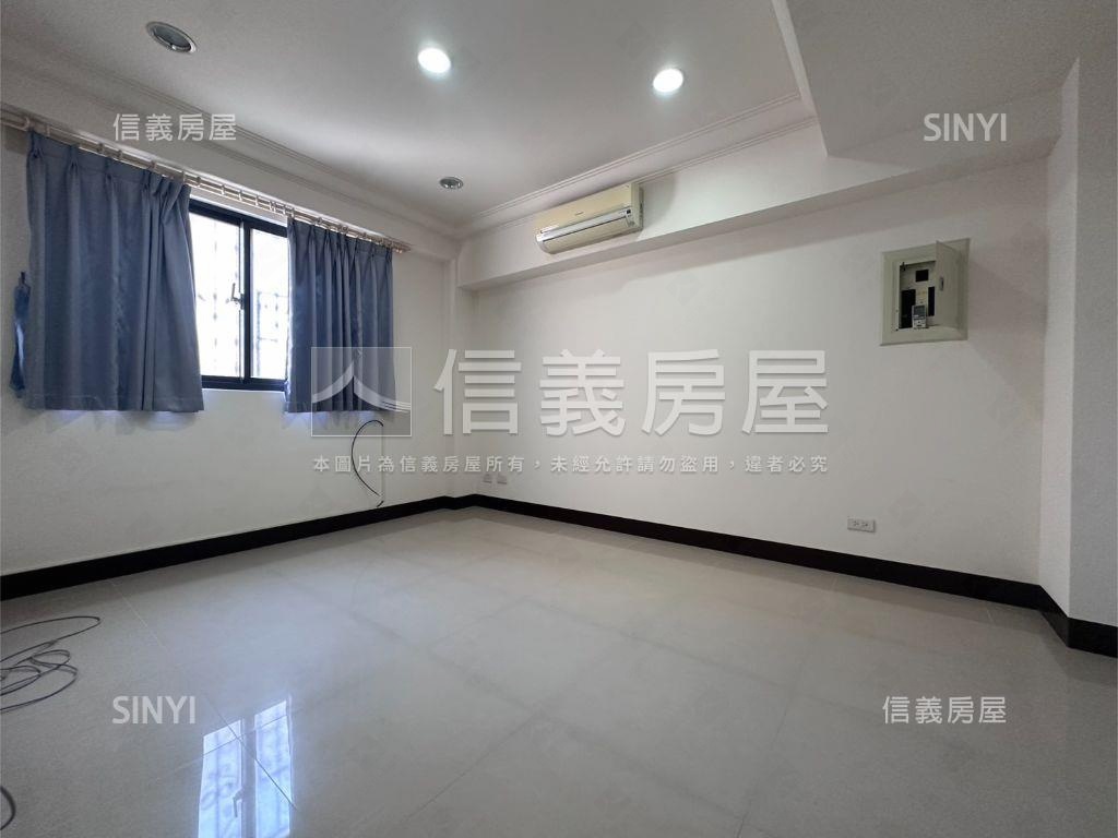 翡冷翠大器電梯透天房屋室內格局與周邊環境