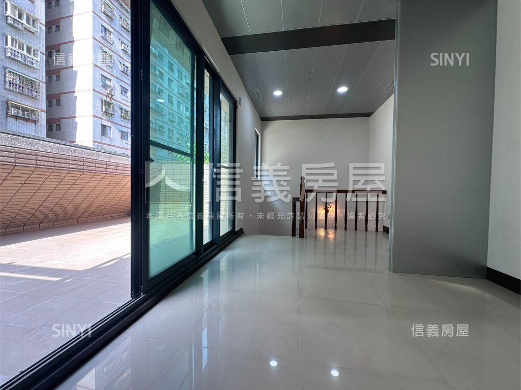 翡冷翠大器電梯透天房屋室內格局與周邊環境