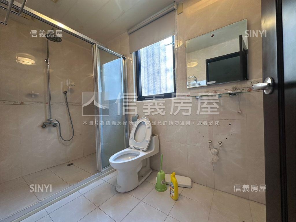 翡冷翠大器電梯透天房屋室內格局與周邊環境