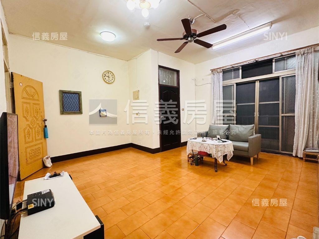 龜山優美公寓非頂樓兩房房屋室內格局與周邊環境