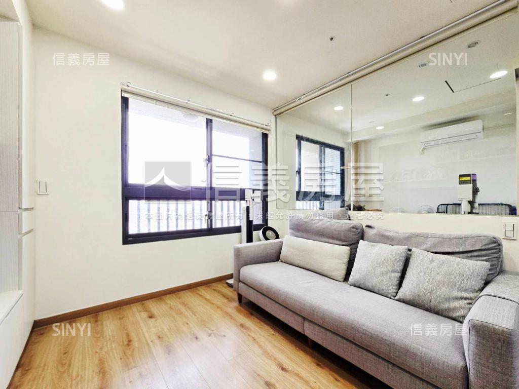 專任兩房附車位找我談就對房屋室內格局與周邊環境