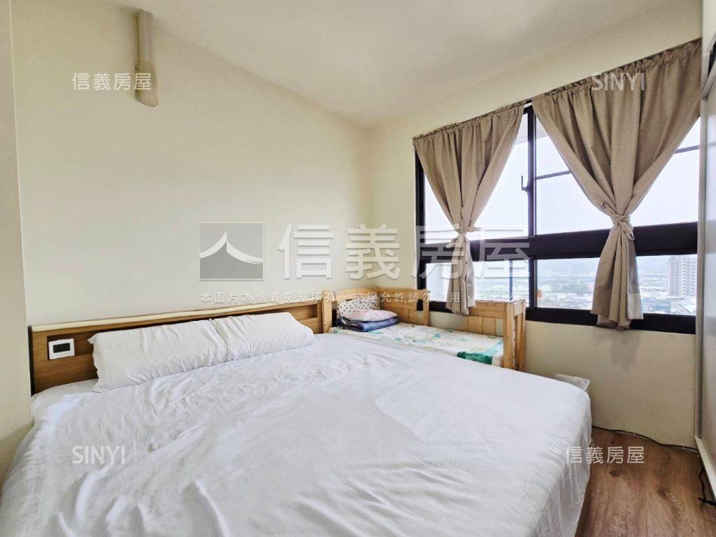 專任兩房附車位找我談就對房屋室內格局與周邊環境