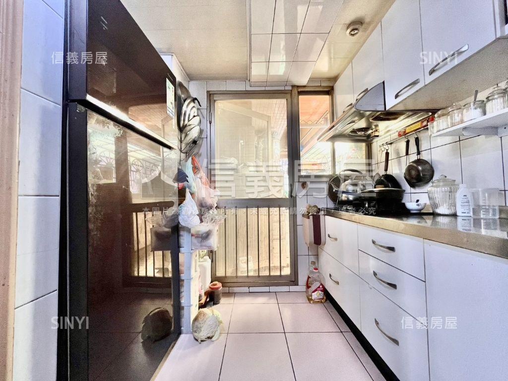 大道｜採光三房平車房屋室內格局與周邊環境