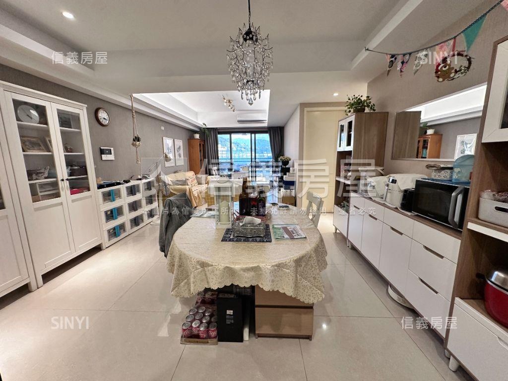 百昱★精美三房附雙平車★房屋室內格局與周邊環境