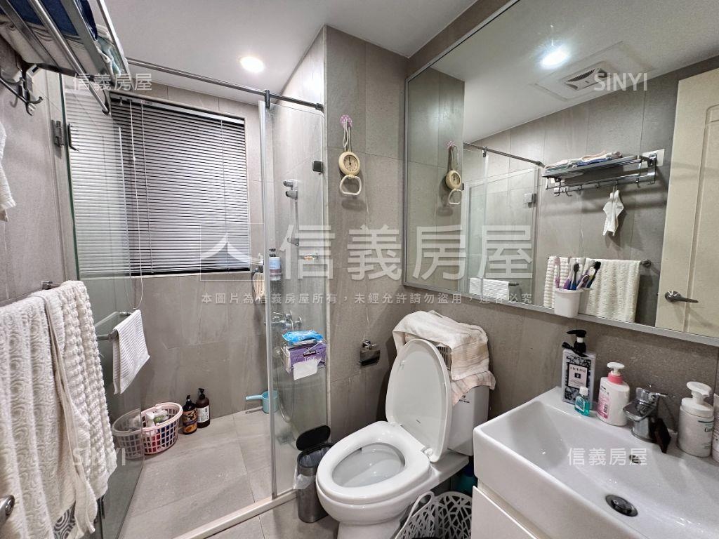 百昱★精美三房附雙平車★房屋室內格局與周邊環境