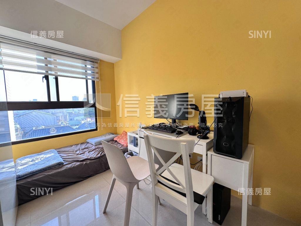 百昱★精美三房附雙平車★房屋室內格局與周邊環境