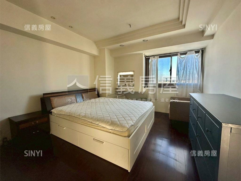 藝術廣場三房視野裝潢戶房屋室內格局與周邊環境