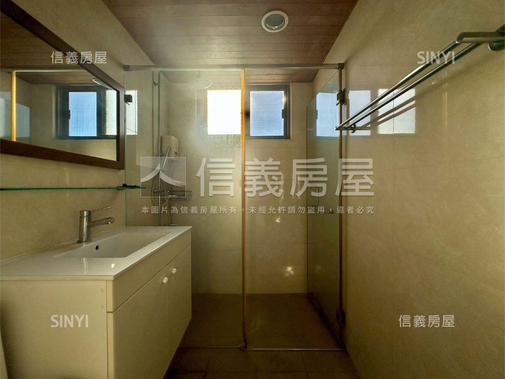 藝術廣場三房視野裝潢戶房屋室內格局與周邊環境