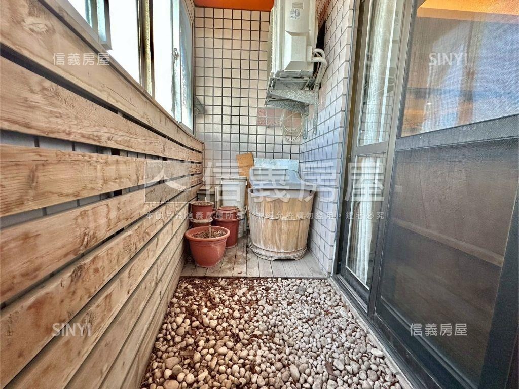 藝術廣場三房視野裝潢戶房屋室內格局與周邊環境