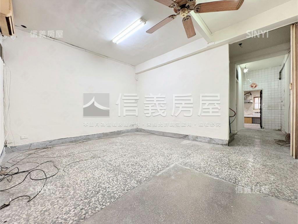 出價談！大面寬臨路透天房屋室內格局與周邊環境