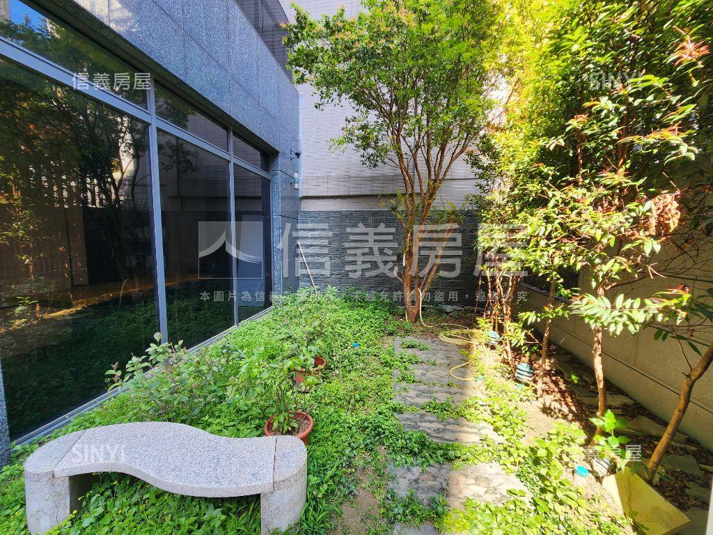 景安南華後棟三房車位房屋室內格局與周邊環境