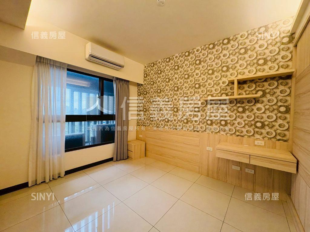 青埔近Ａ１８高鐵成家大璽房屋室內格局與周邊環境