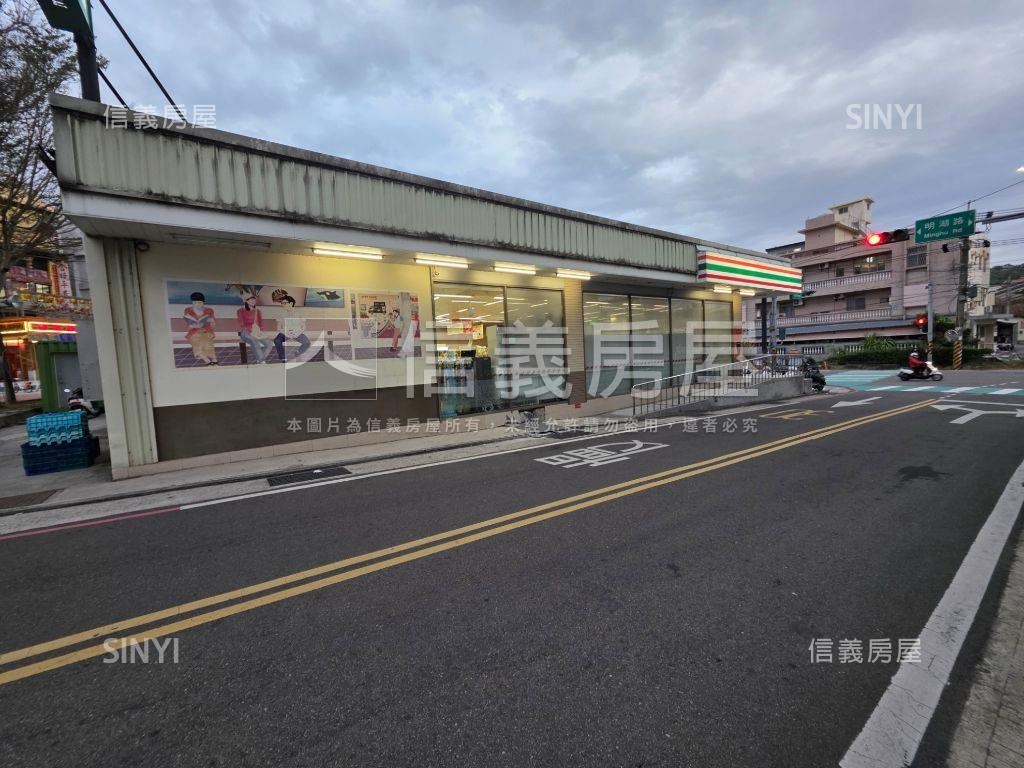 明湖路大面寬臨路土地房屋室內格局與周邊環境