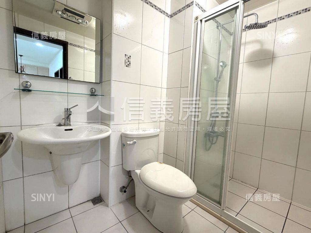 景秀８８溫馨三房車位房屋室內格局與周邊環境