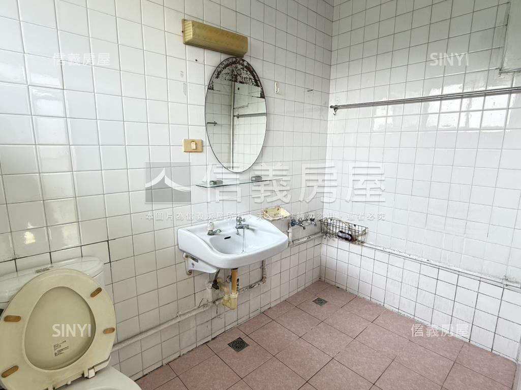 五甲商圈小資族成家美寓房屋室內格局與周邊環境