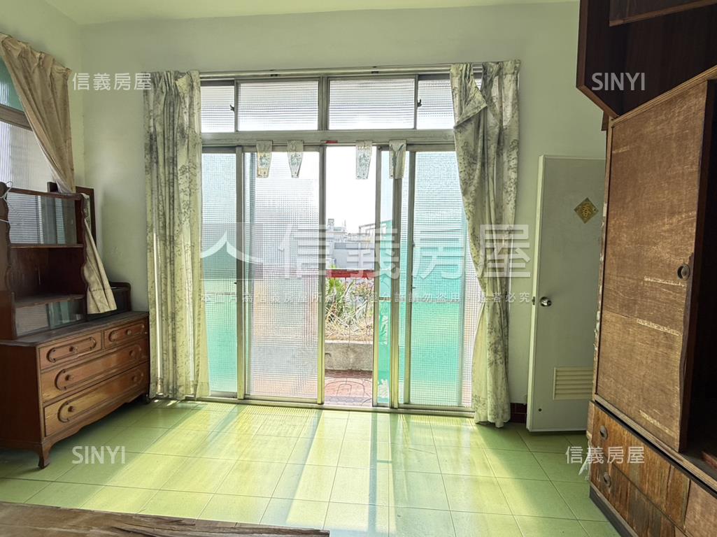 五甲商圈小資族成家美寓房屋室內格局與周邊環境