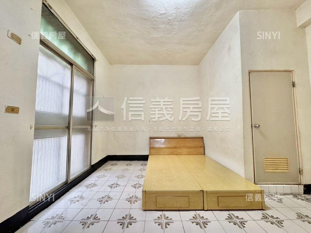 近奇美孝親成家透天房屋室內格局與周邊環境