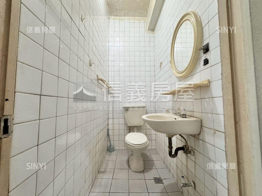 近奇美孝親成家透天房屋室內格局與周邊環境