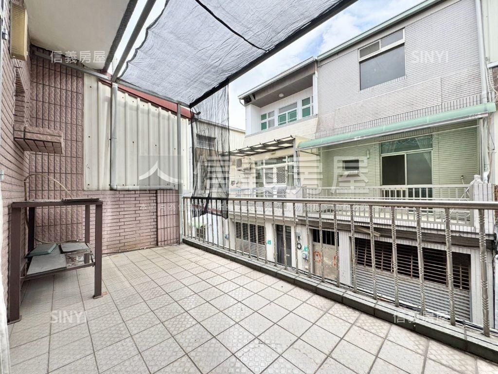 近奇美孝親成家透天房屋室內格局與周邊環境