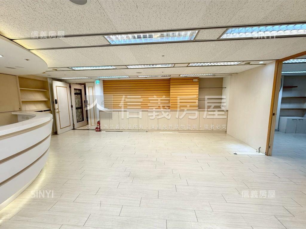 福爾摩莎雙捷運鋼骨住辦房屋室內格局與周邊環境