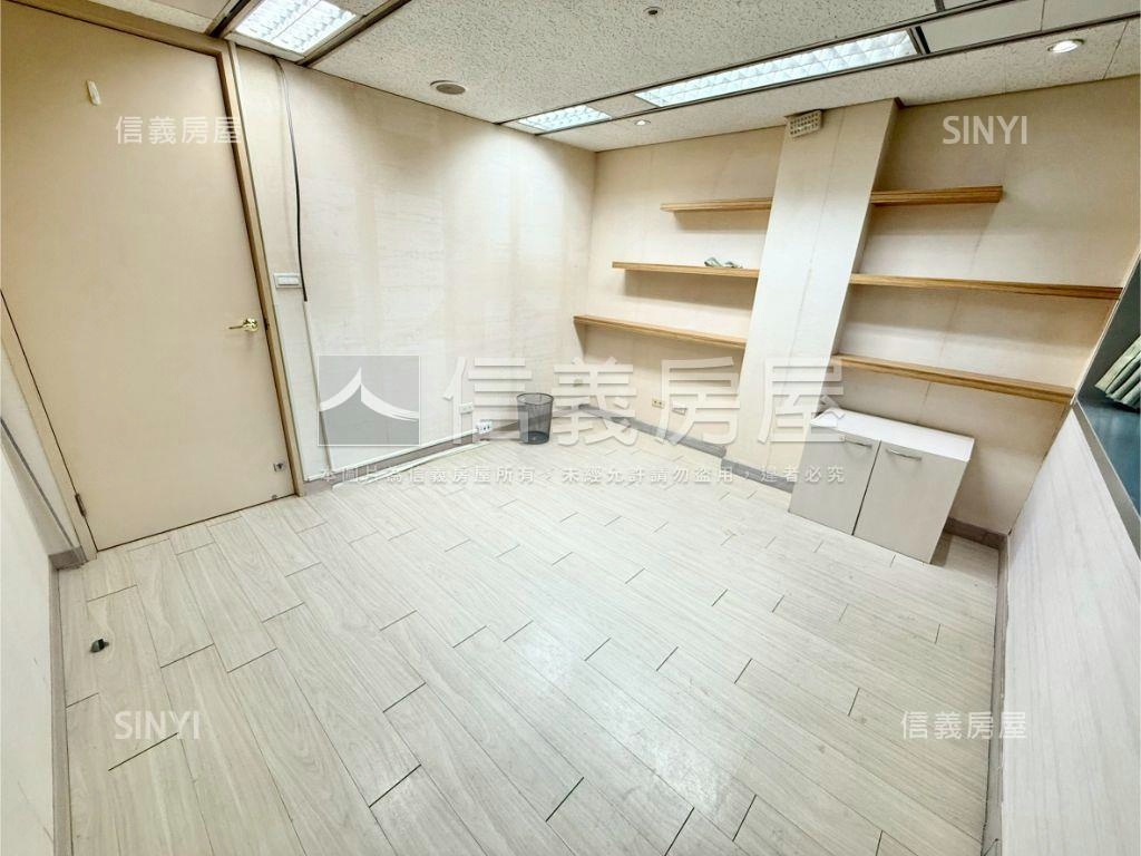 福爾摩莎雙捷運鋼骨住辦房屋室內格局與周邊環境