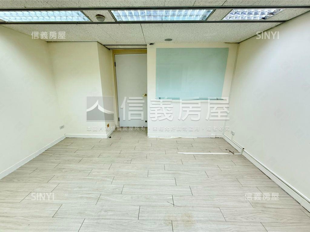 福爾摩莎雙捷運鋼骨住辦房屋室內格局與周邊環境