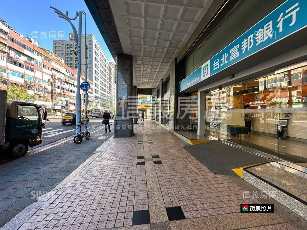 福爾摩莎雙捷運鋼骨住辦房屋室內格局與周邊環境