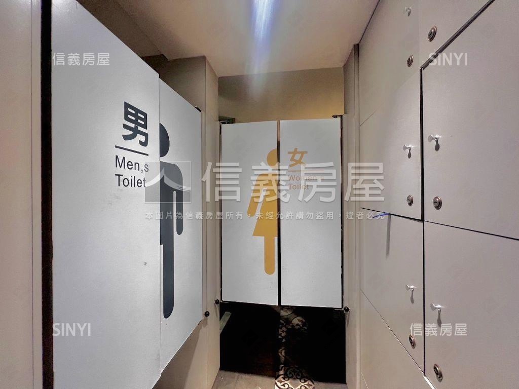 紀念堂三角窗面寬店霸房屋室內格局與周邊環境