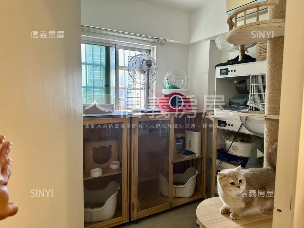 領航南路四段稀有社區別墅房屋室內格局與周邊環境