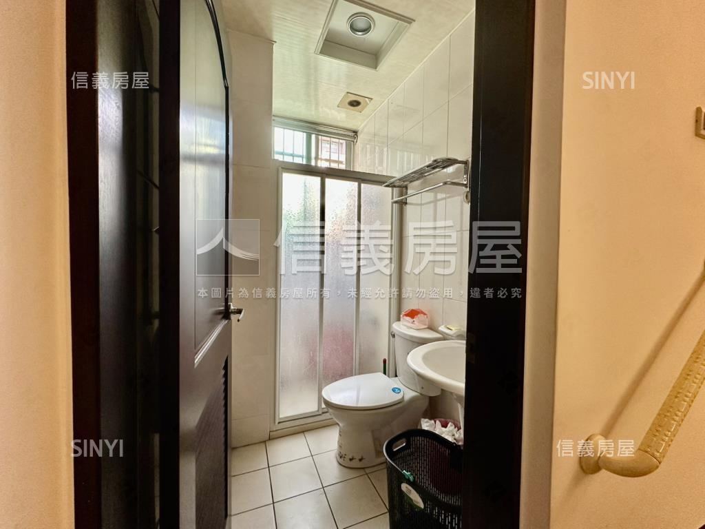 領航南路四段稀有社區別墅房屋室內格局與周邊環境