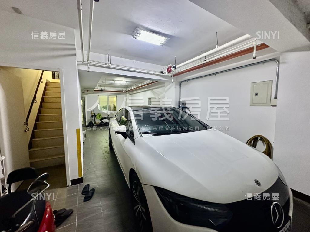 領航南路四段稀有社區別墅房屋室內格局與周邊環境