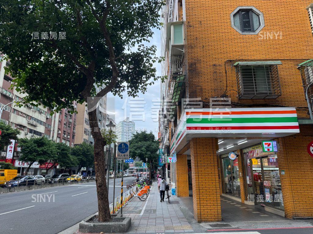 樂揚映白２房附坡平車位房屋室內格局與周邊環境