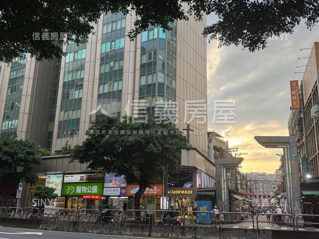 樂揚映白２房附坡平車位房屋室內格局與周邊環境