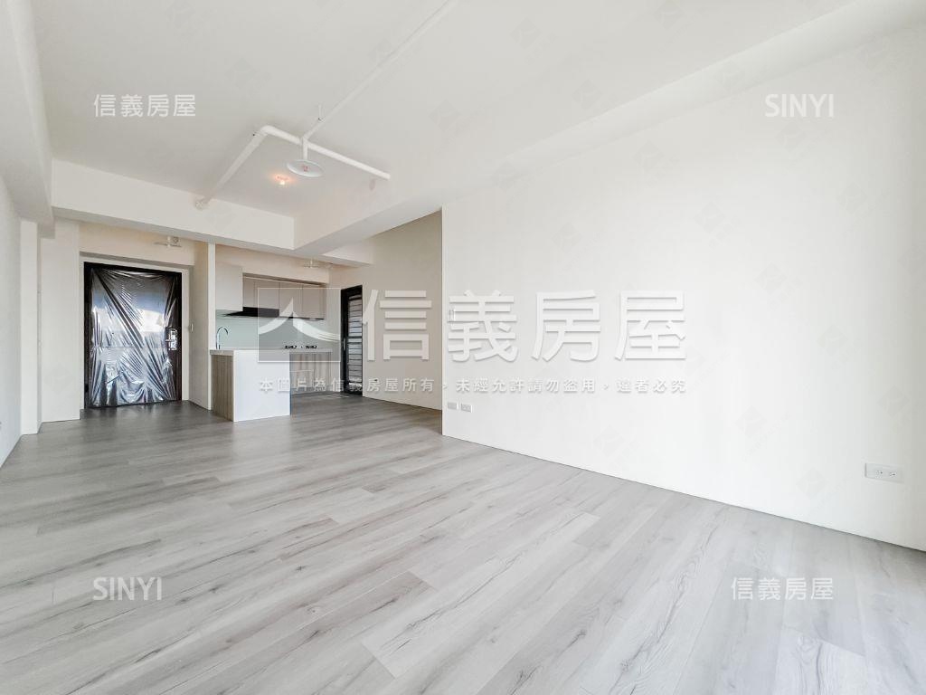 馥景莊園次頂樓三房雙車位房屋室內格局與周邊環境