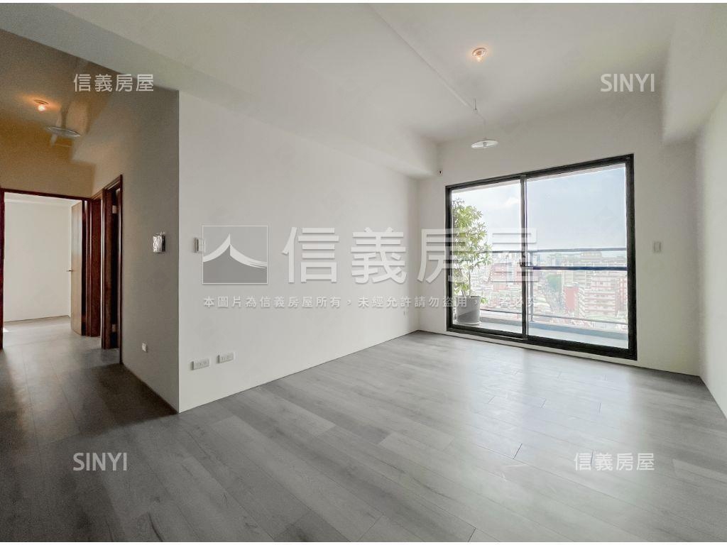 馥景莊園次頂樓三房雙車位房屋室內格局與周邊環境