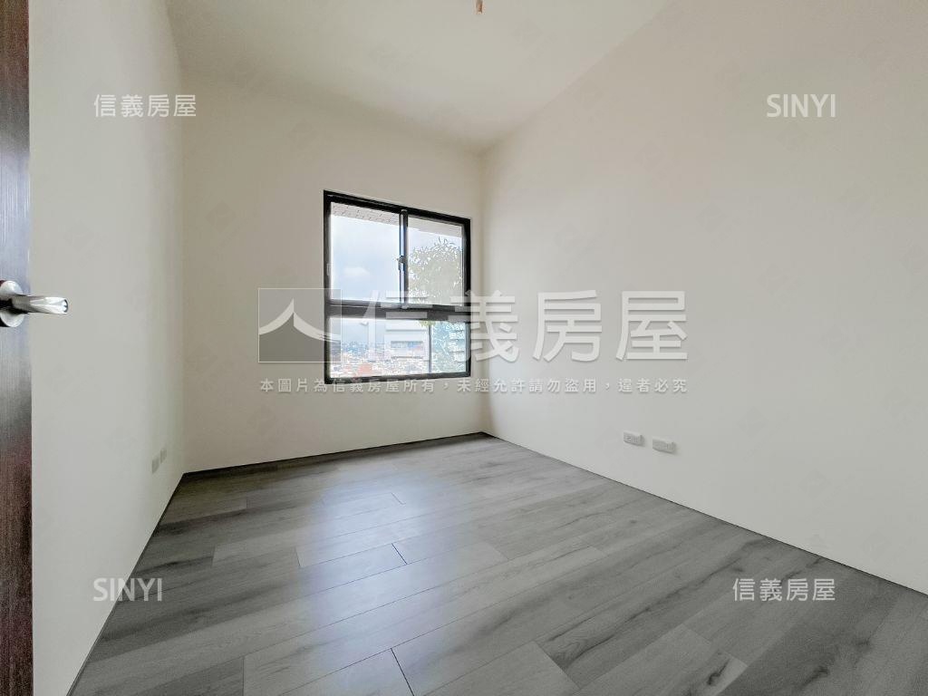 馥景莊園次頂樓三房雙車位房屋室內格局與周邊環境