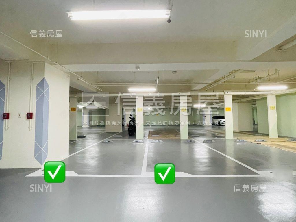 馥景莊園次頂樓三房雙車位房屋室內格局與周邊環境