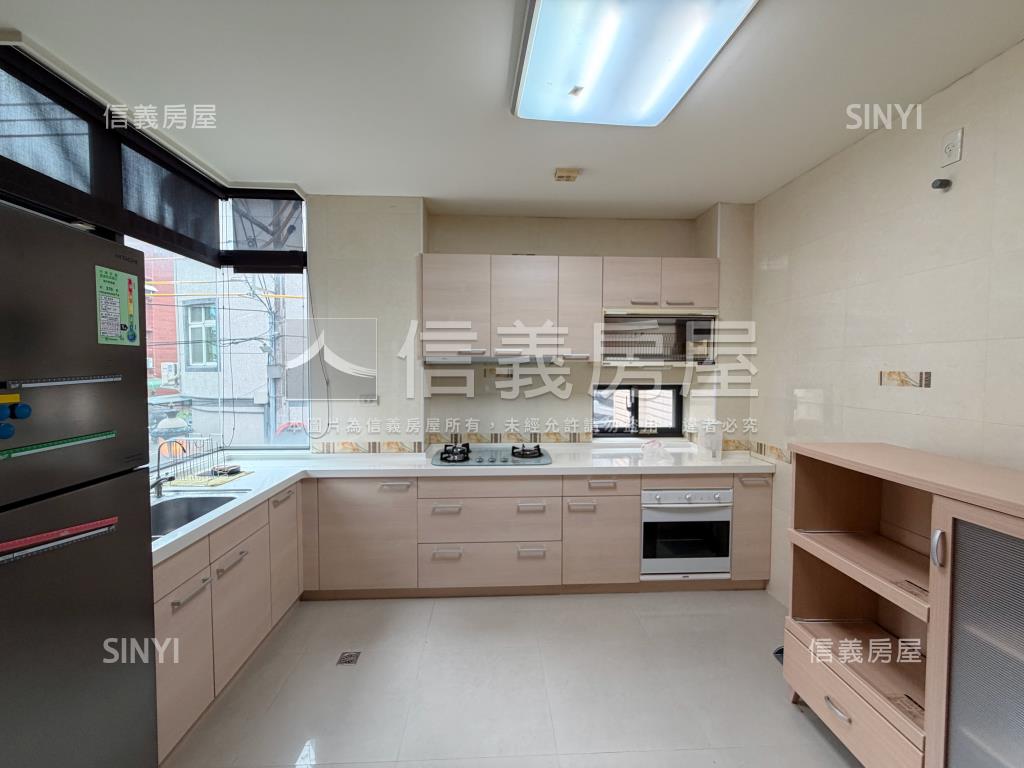 稀有田美邊間車庫別墅房屋室內格局與周邊環境