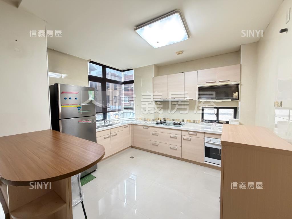 稀有田美邊間車庫別墅房屋室內格局與周邊環境