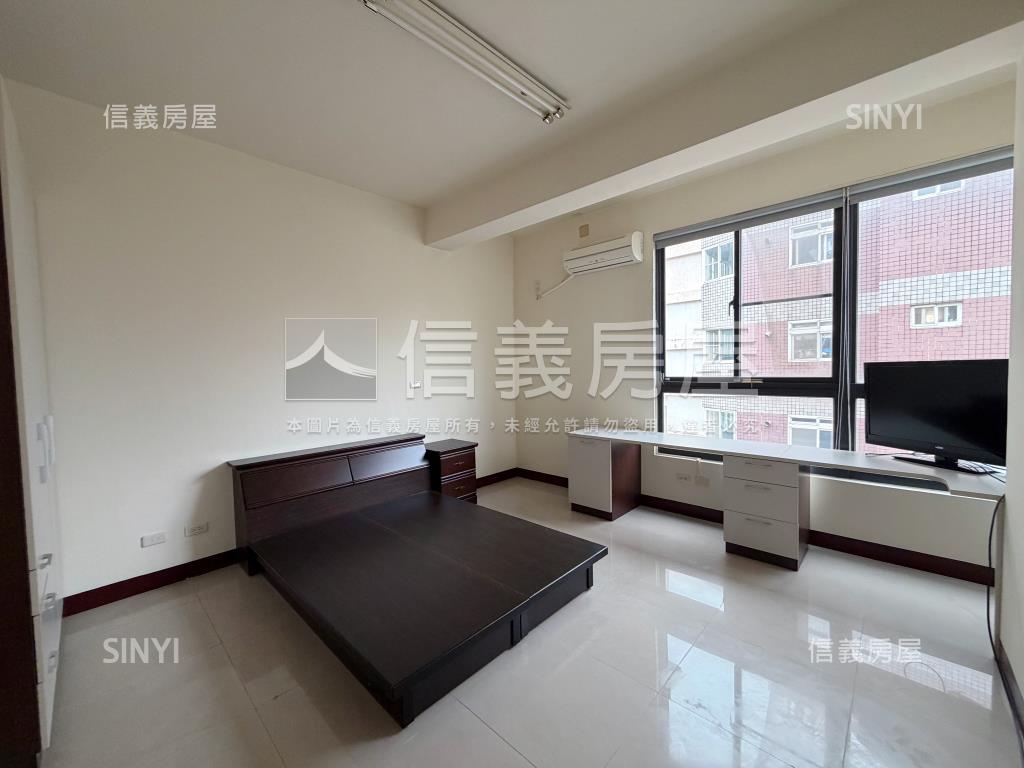 稀有田美邊間車庫別墅房屋室內格局與周邊環境