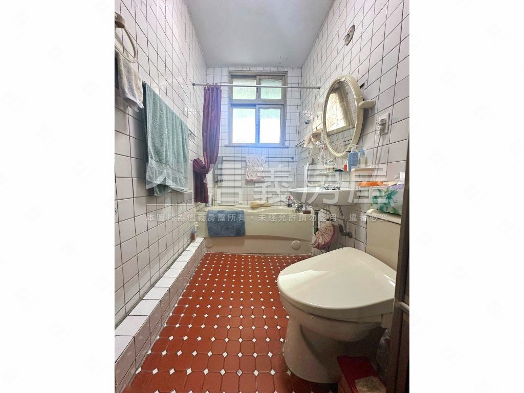 書香門第標格三樓房屋室內格局與周邊環境