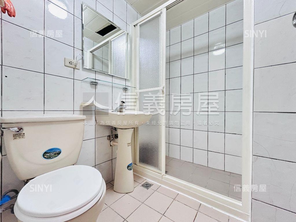 鵬程萬里套房房屋室內格局與周邊環境