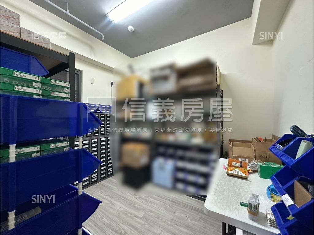 滙世界二房雙平車房屋室內格局與周邊環境