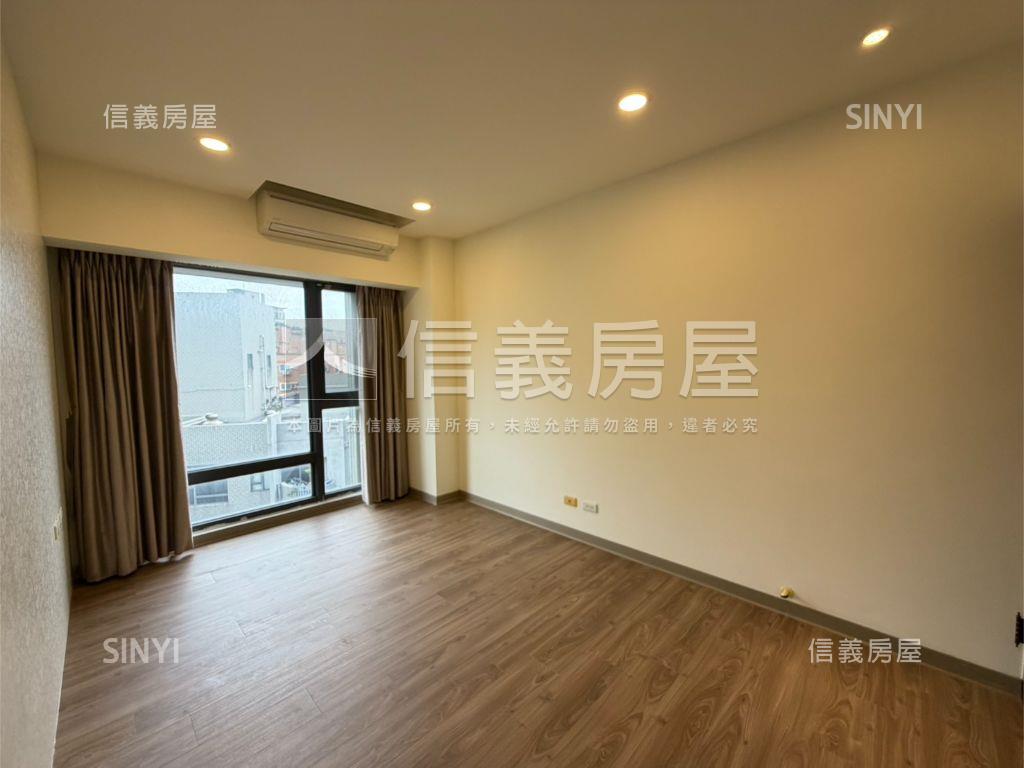 施華洛奇帝王樓層三房車位房屋室內格局與周邊環境