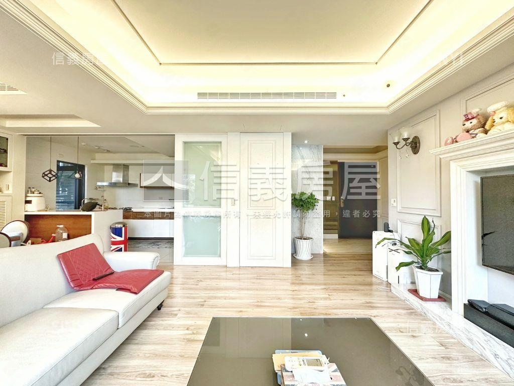 １１期單坪不用４０萬大樓房屋室內格局與周邊環境