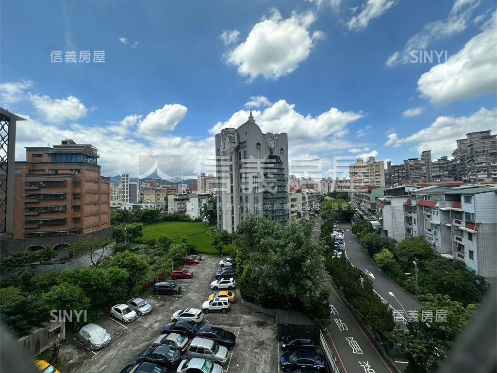 金鳳凰－景觀三房房屋室內格局與周邊環境